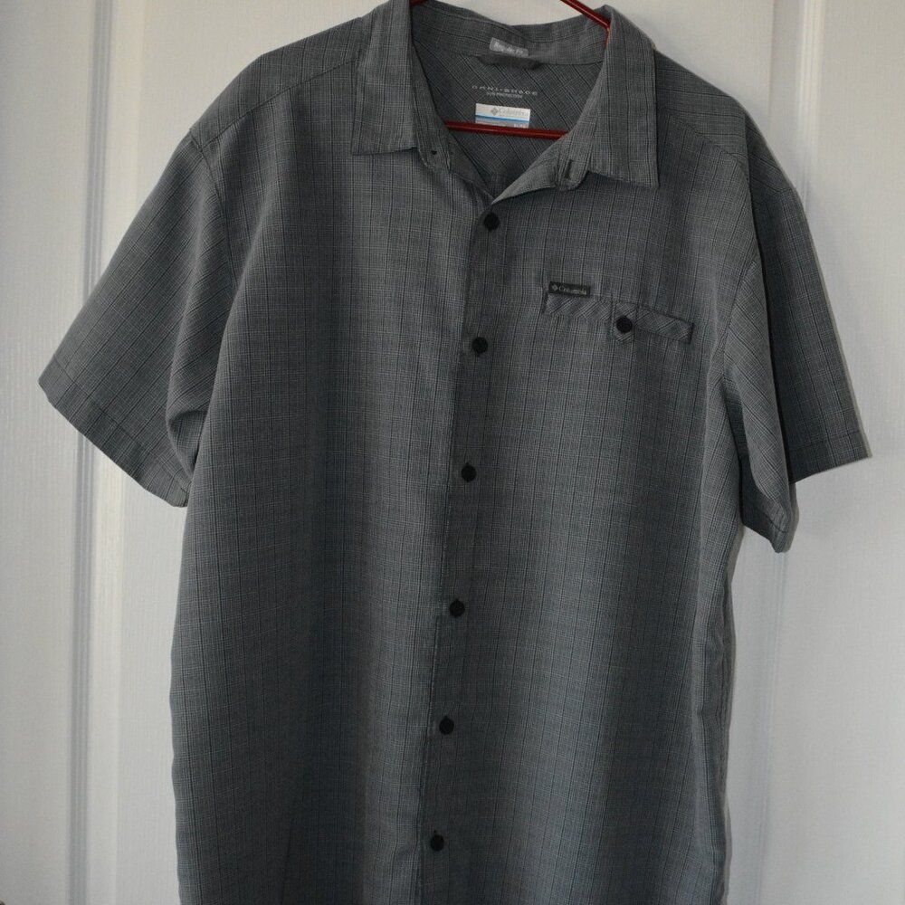 Columbia Men's Regular Fit Omni Shade Sun Protection Button Up Shirt - XL